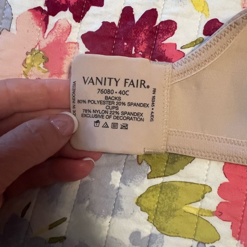 Vanity Fair 40C Beauty Back - Picture 8 of 8